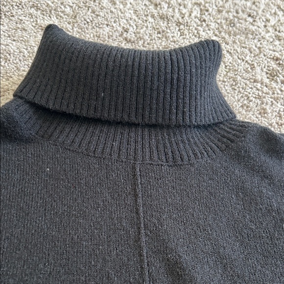 Women's Classic Black Turtleneck Sweater - Picture 10 of 10